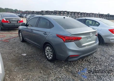2018 Hyundai Accent Se z USA, uszkodzony, nr VIN 3KPC24A32JE028513